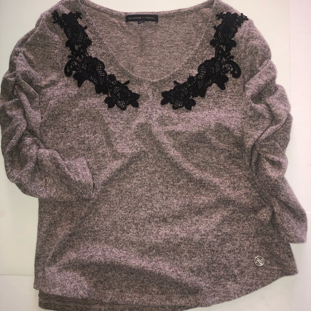 Adrienne Vittadini Mauve Pink Knit Top Ruched Sleeve Lace Embroidery Sweater S